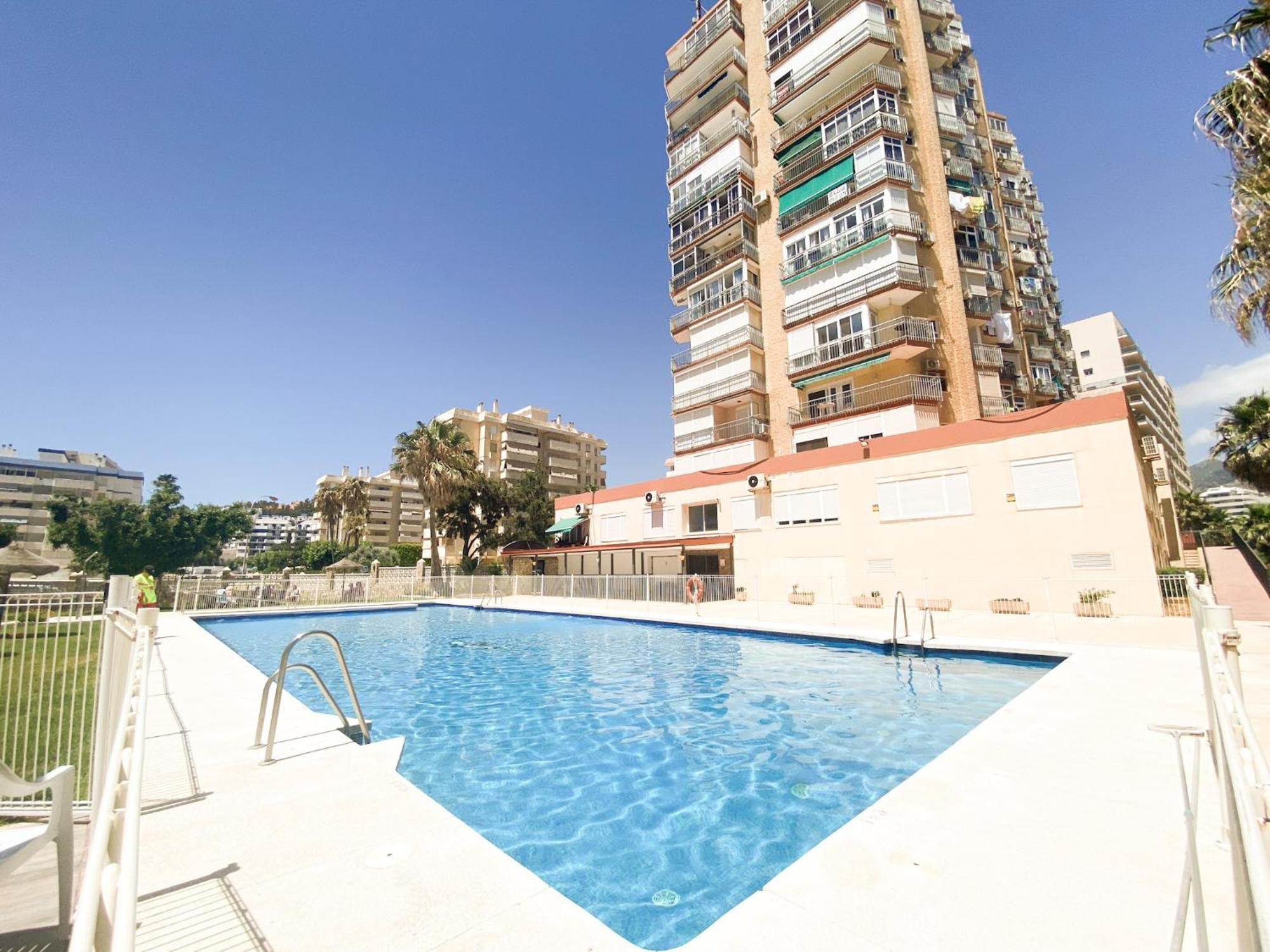 Appartement Vistas Al Mar A 1 Min De Playa Con Parkig Gratis à Benalmádena Extérieur photo