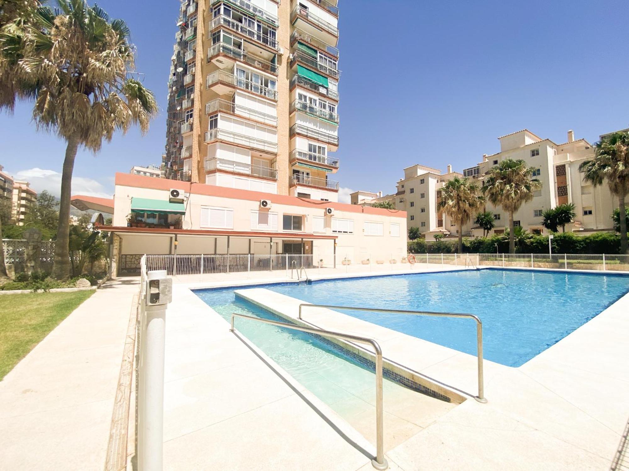 Appartement Vistas Al Mar A 1 Min De Playa Con Parkig Gratis à Benalmádena Extérieur photo